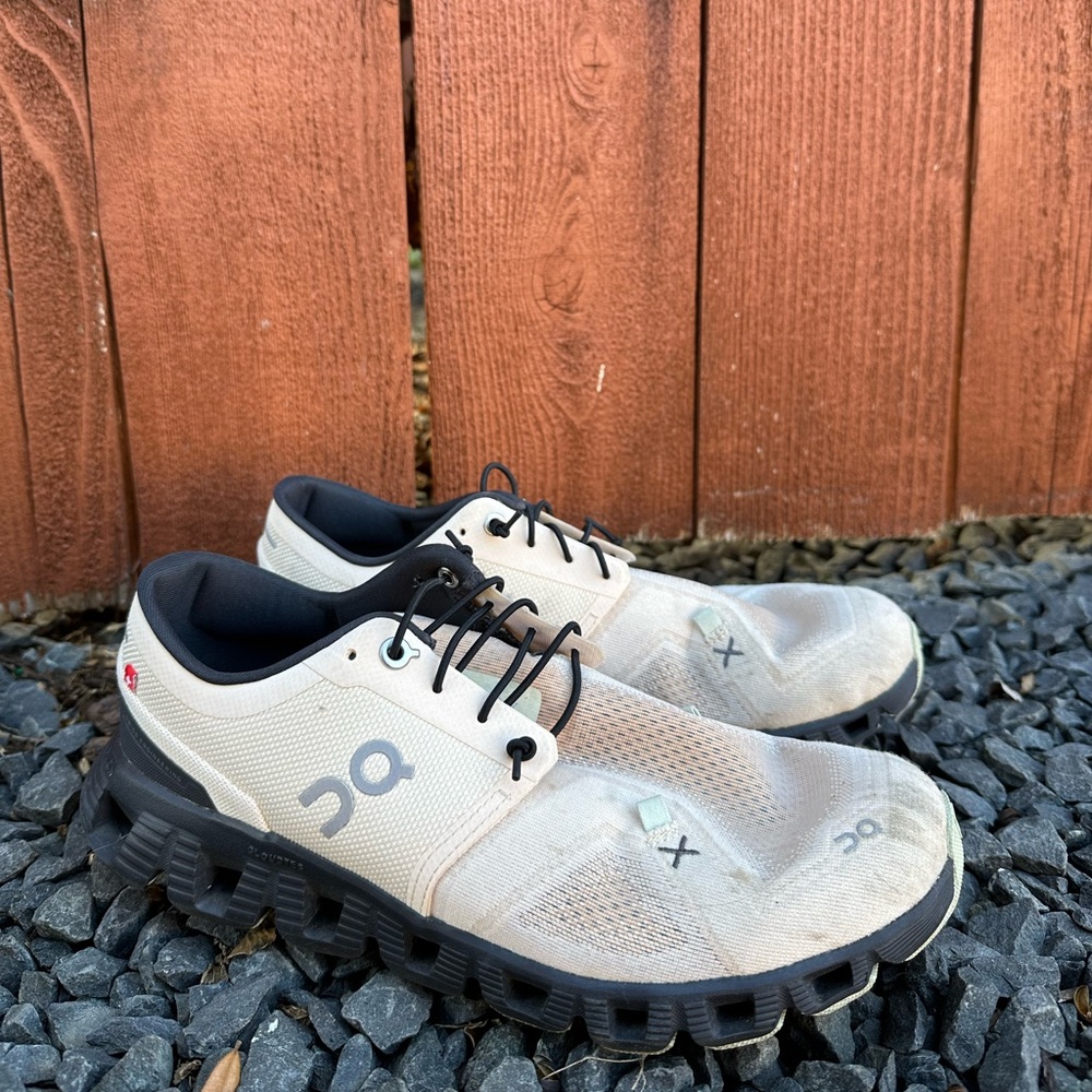 On Cloud Running Black and Cream Shoes